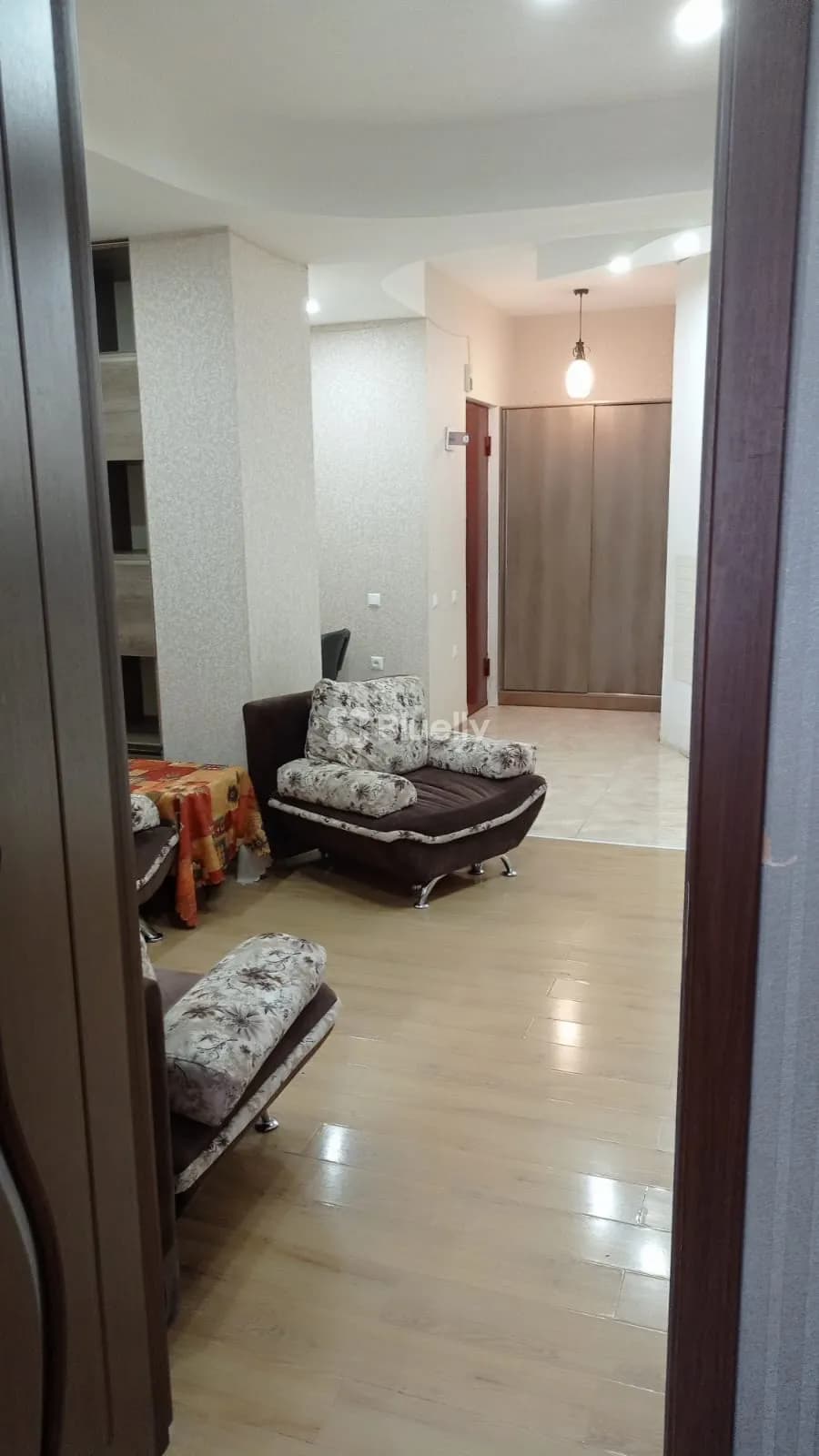 40a8bd996fc94a0a875236a68b853022